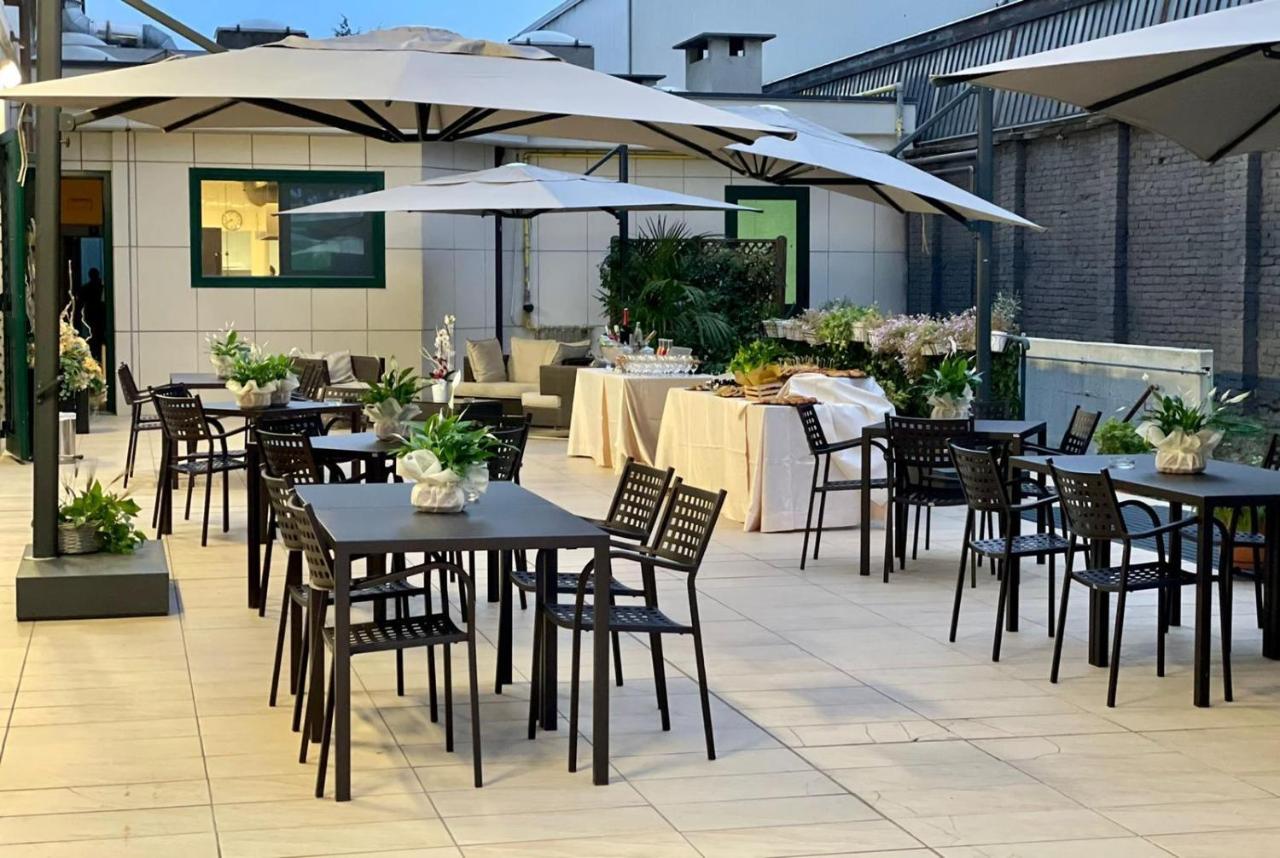 Hotel Parisi Никелино Экстерьер фото