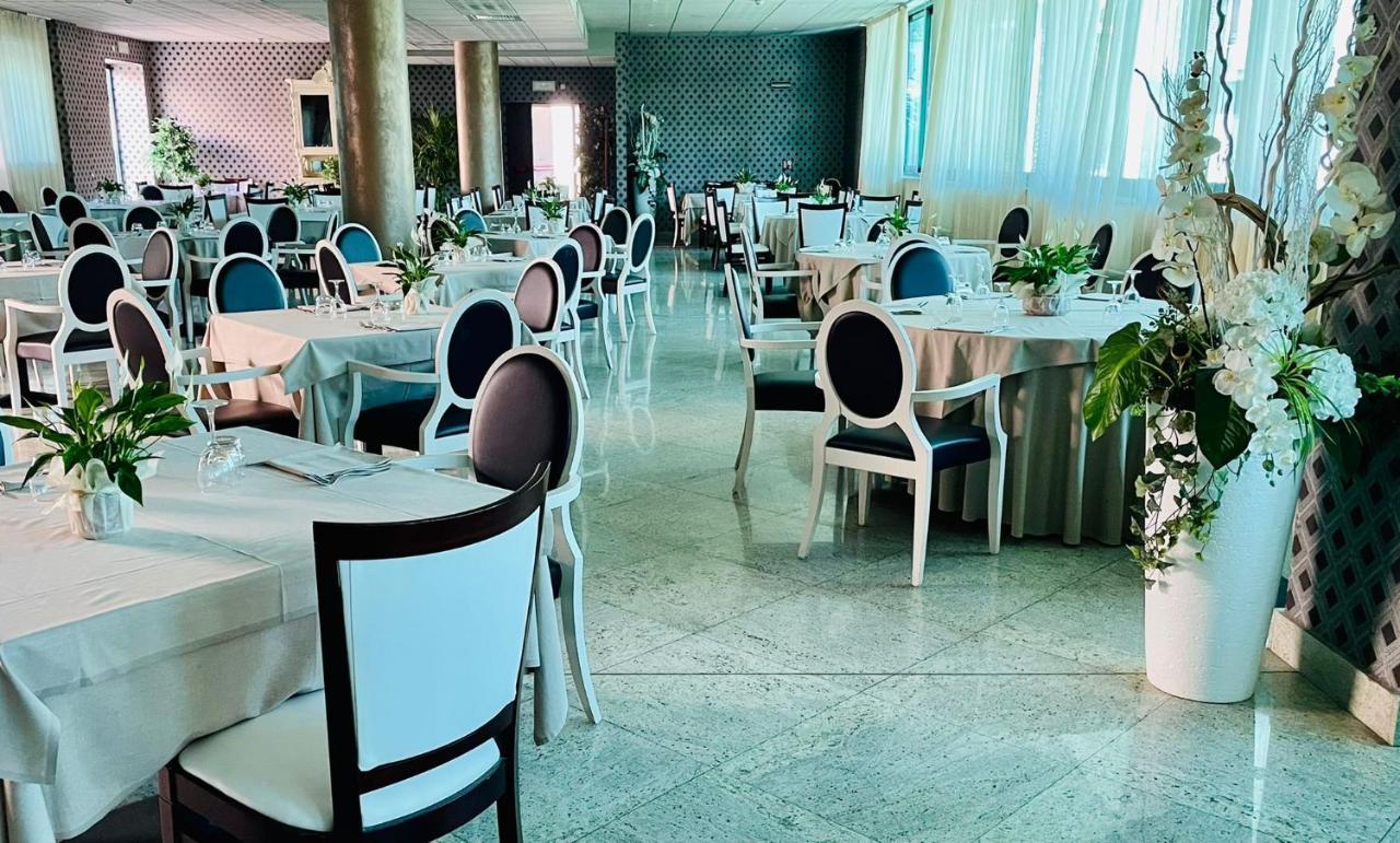 Hotel Parisi Никелино Экстерьер фото