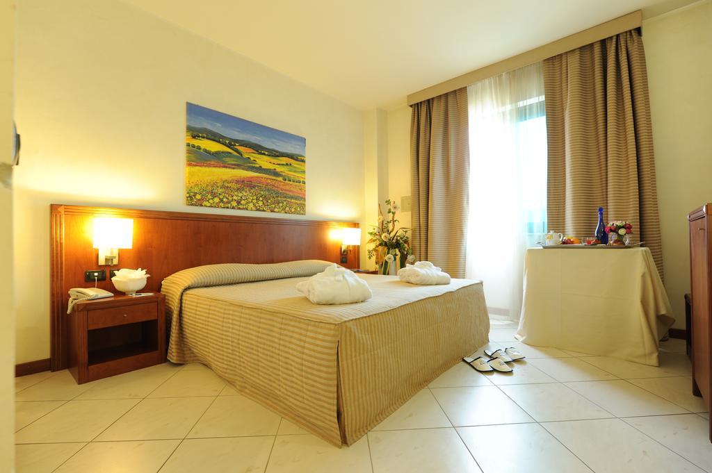 Hotel Parisi Никелино Экстерьер фото