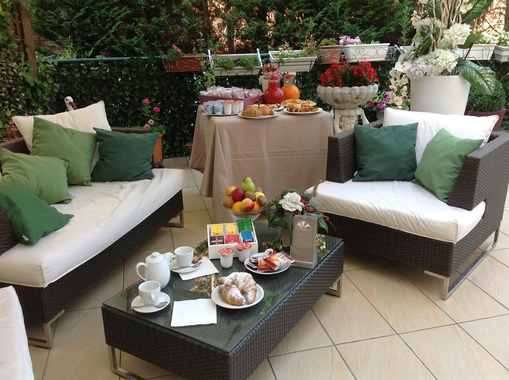 Hotel Parisi Никелино Экстерьер фото
