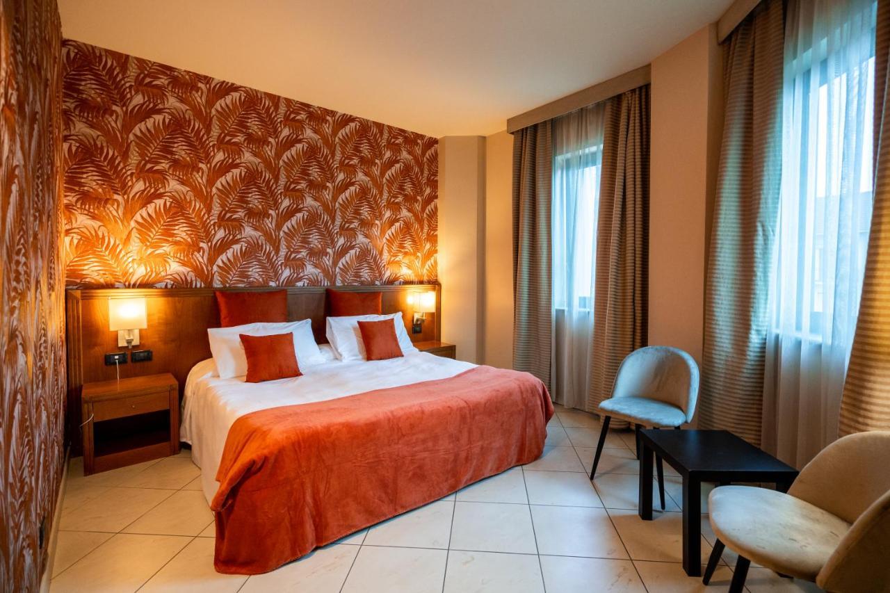 Hotel Parisi Никелино Экстерьер фото