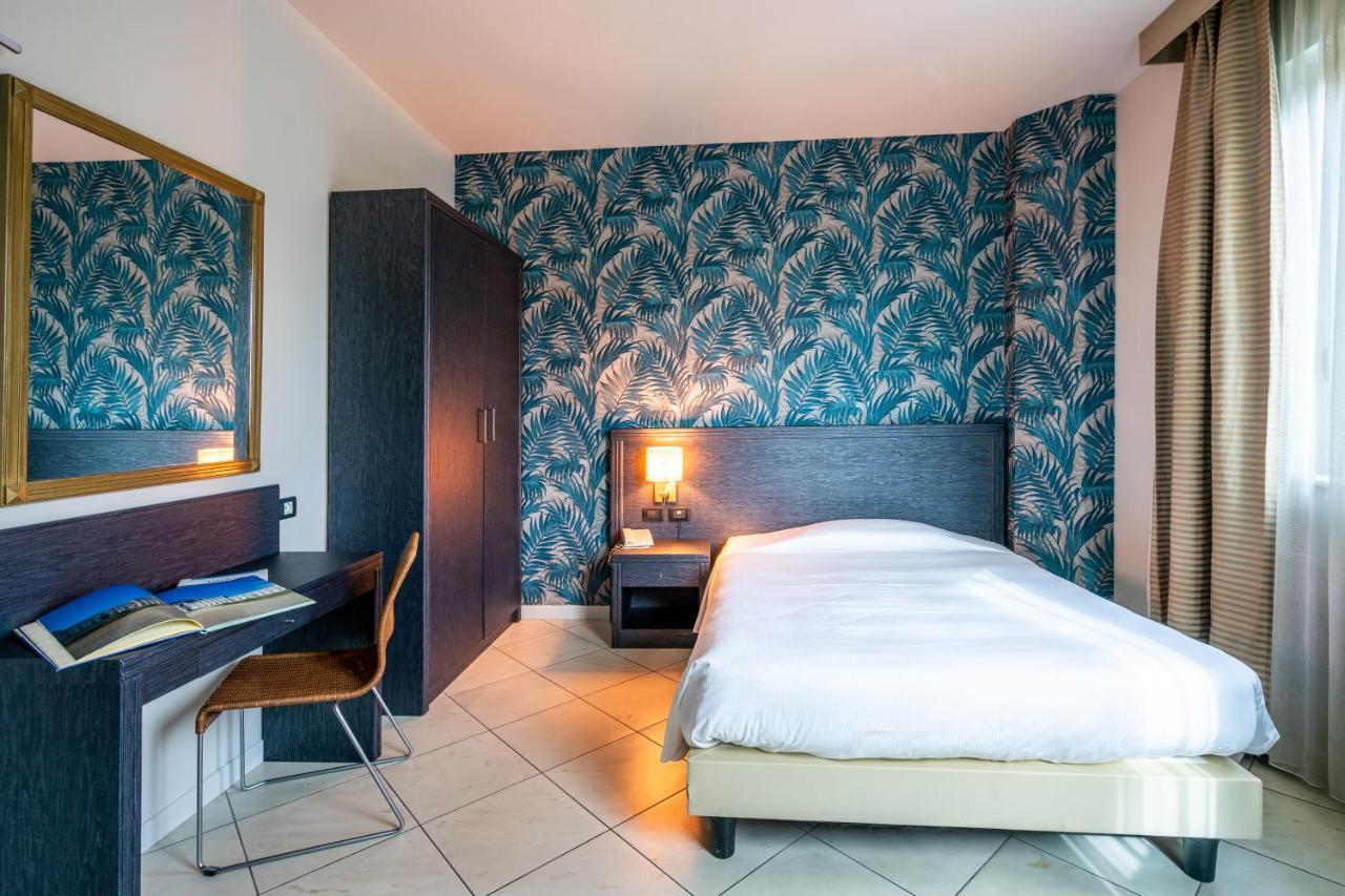 Hotel Parisi Никелино Экстерьер фото