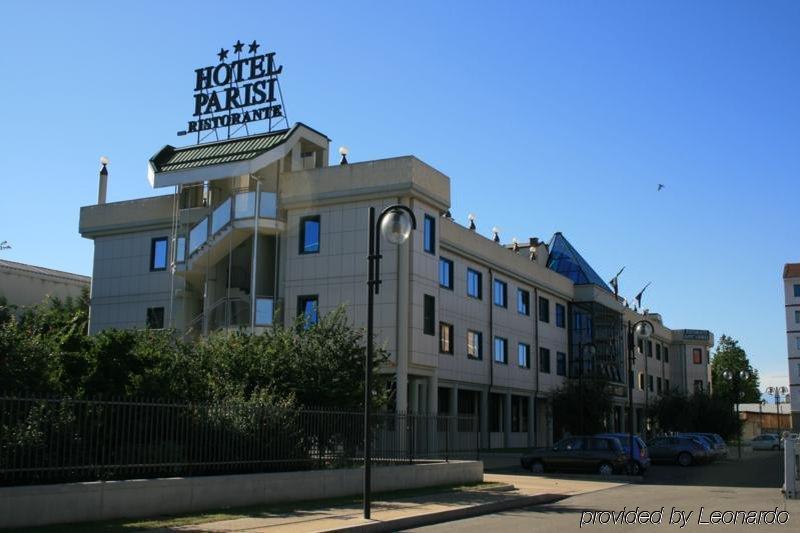 Hotel Parisi Никелино Экстерьер фото