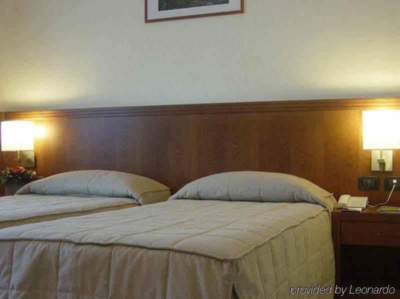 Hotel Parisi Никелино Экстерьер фото